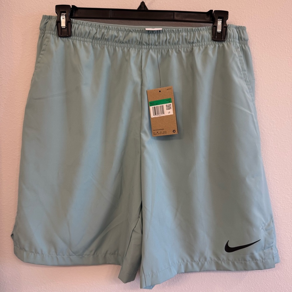 Men’s NWT Nike DriFit Robin Egg Teal Shorts - Picture 2 of 6